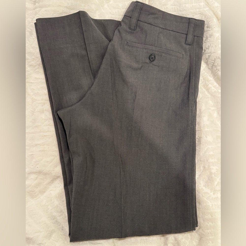 HUGO BOSS Men Grey Virgin Wool Dress Pants Trousers flat front 34R